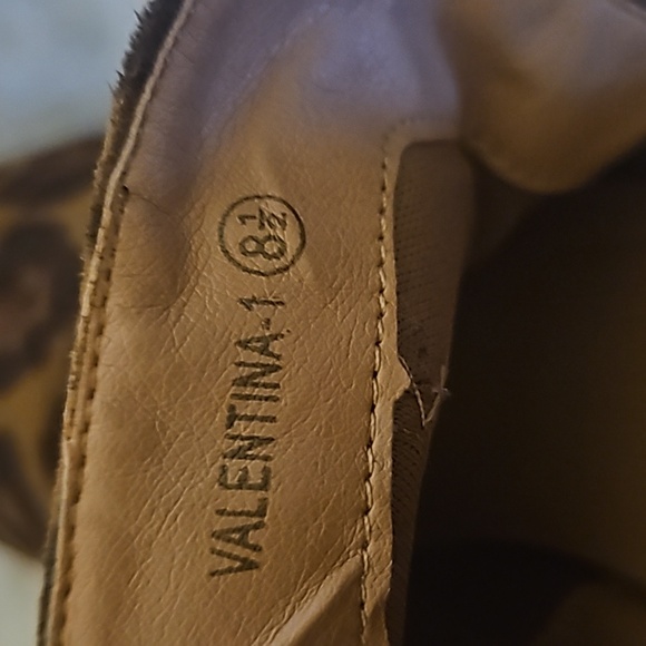 Mata Valentina-1 heeled leopard print leather booties slip in Size  8 1/2 - Picture 8 of 11